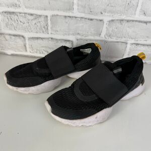 Sorel Kinetic Impact Strap Sneakers Black White 7.5